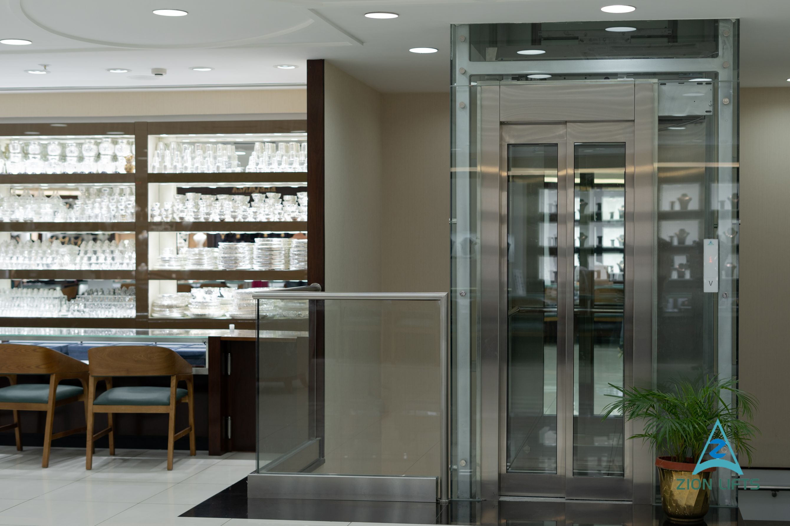 Commercial Lifts