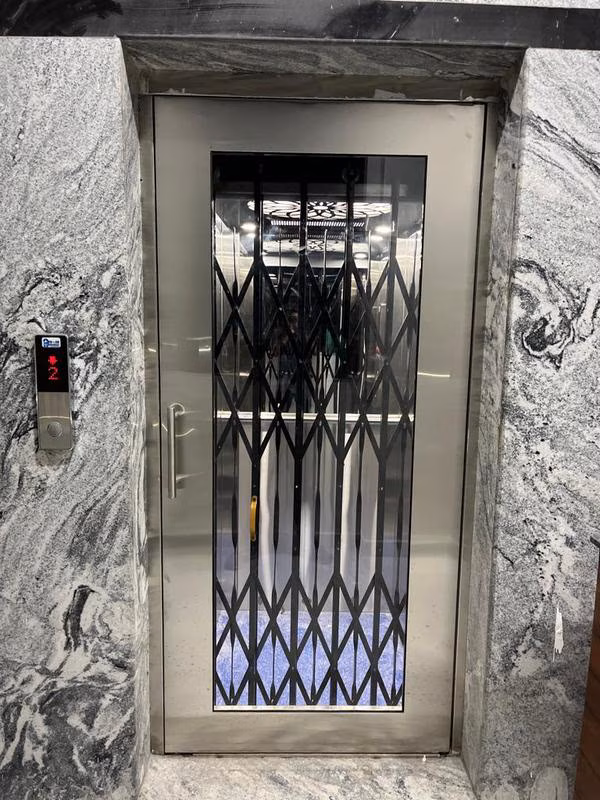 SWING DOORS ELEVATORS