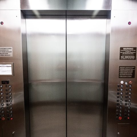 ELEVATOR DOOR