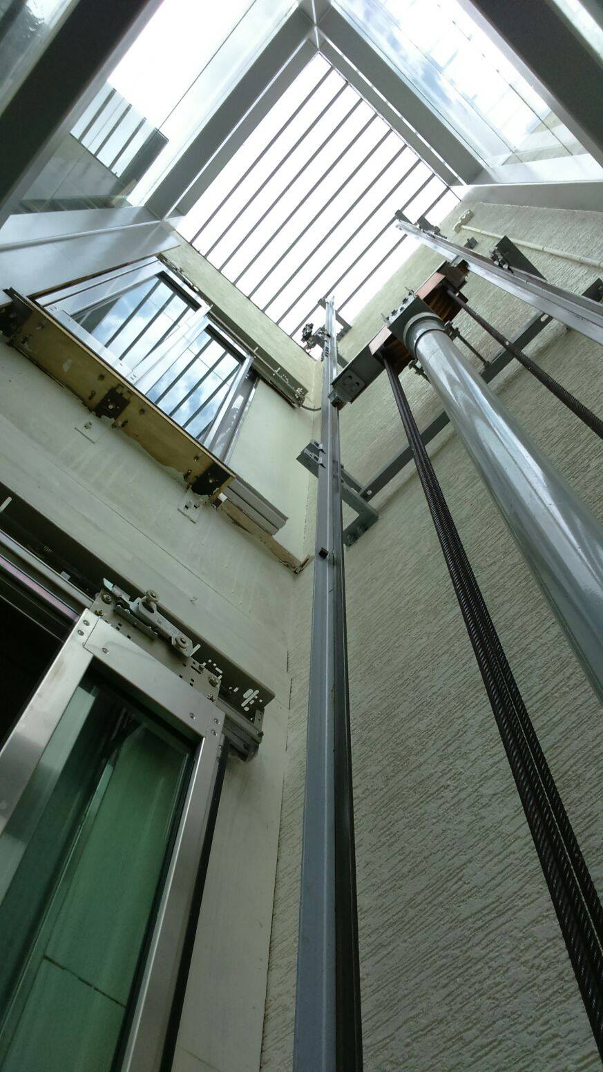 Hydraulic Elevator