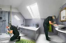 Bathroom deep cleaning