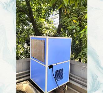 Pure Water from Air