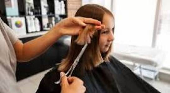 Women's Hair Cut