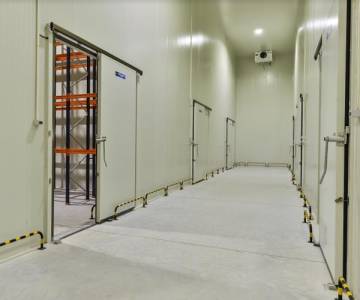 Walk-In Chillers or Freezers