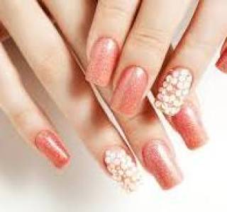 Acrylic nails