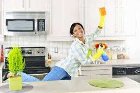 KITCHEN CLEANING