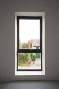 Aluminium Tilt Window Black