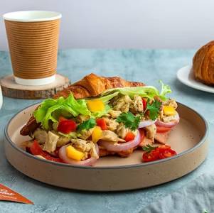 Butter Croissant & Grilled Chicken