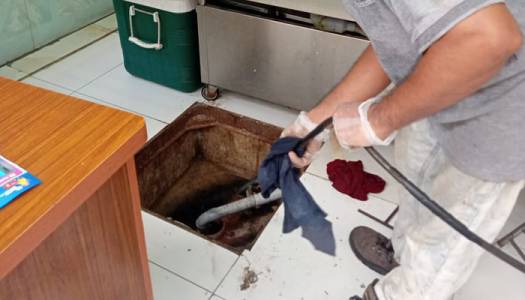Oil & Grease Tank Cleaning