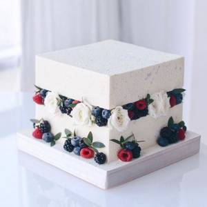 SQUARE CAKE