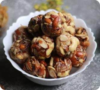 Dry Fruit Laddu