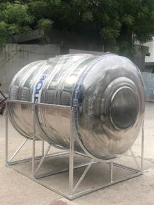 AQUA1000 water tank