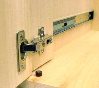 Hinges & Drawer Slides