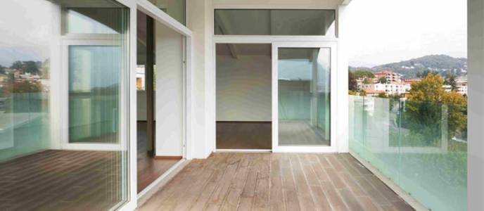 Sliding Door