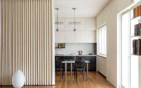 Accordion blinds
