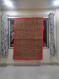 4 ft * 2 ft (length * width),