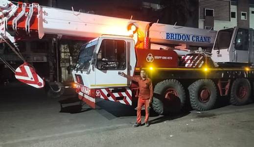 Hydraulic Crane