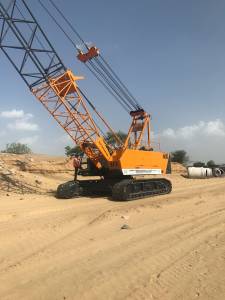 CRAWLER CRANES