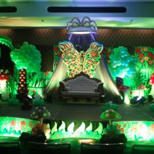 FESTIVAL DECORATIONNS