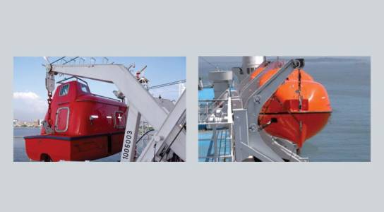 Gravity Luffing / Rolling Davit