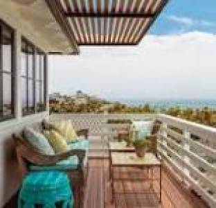 Independent House Near Car Park